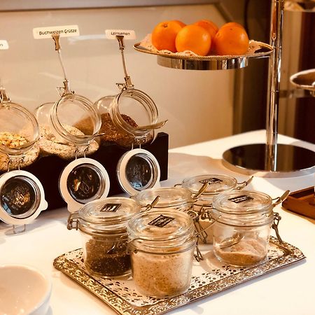 Hotel-Restaurant Schwanen Metzingen  Eksteriør bilde