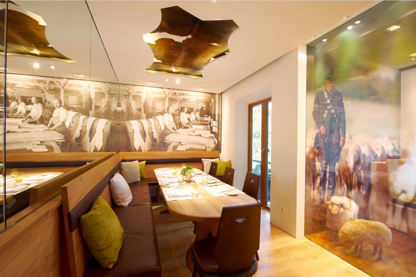 Hotel-Restaurant Schwanen Metzingen  Eksteriør bilde